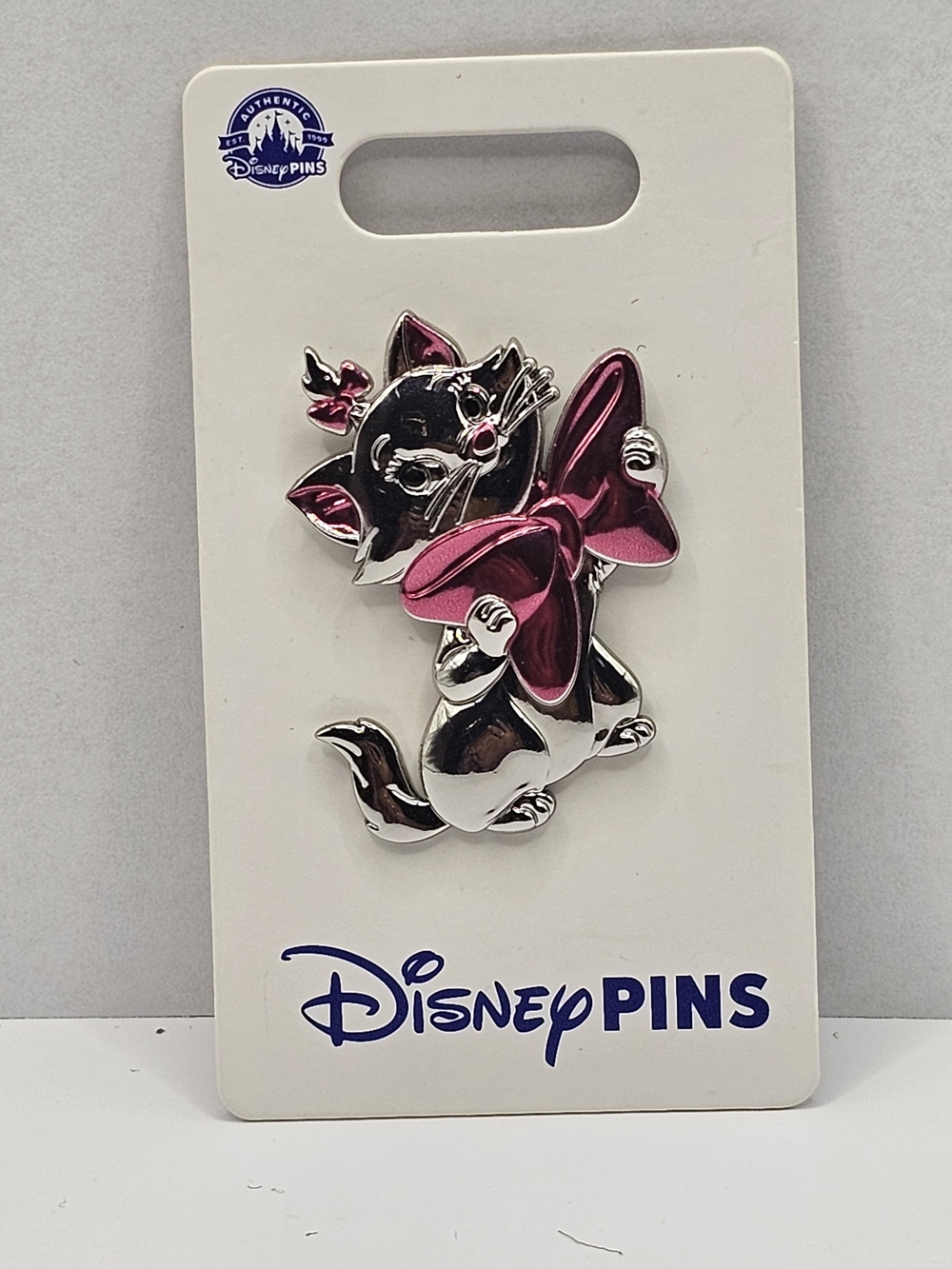Disney Parks Marie with pink bow, shiny enamel metallic Pin